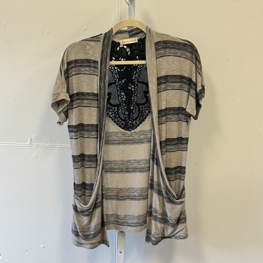 Amber Blue Women's Gray Black Striped Lace Back Short Sleeve Cardigan Medium